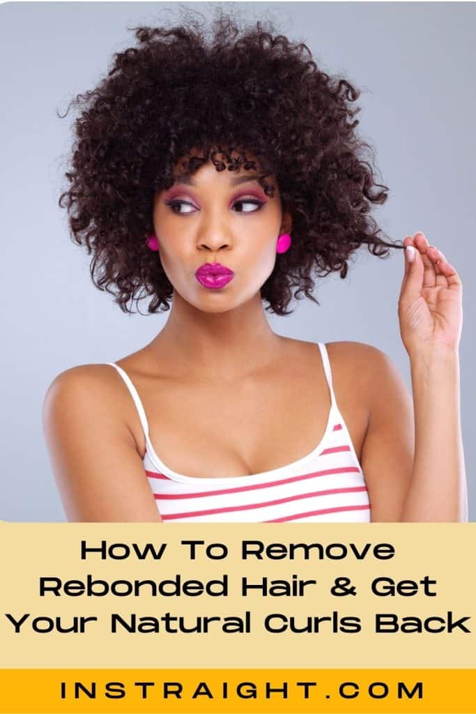 lady posting with her pretty natural curls